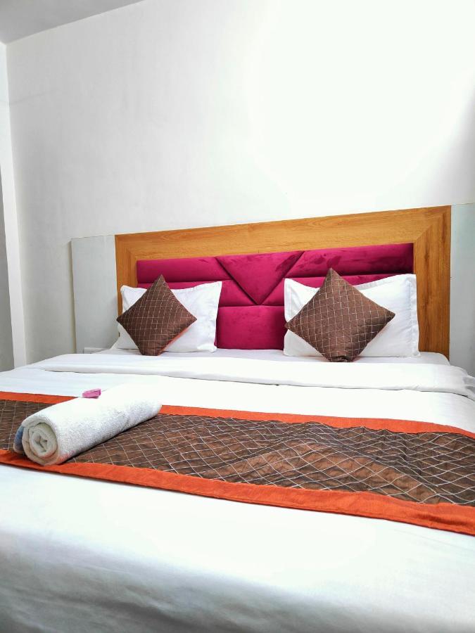 Hotel Raj - Near Railway Station Харидвар Экстерьер фото